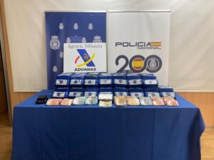 Cocaína intervenida por la Policía Nacional y la Agencia Tributaria